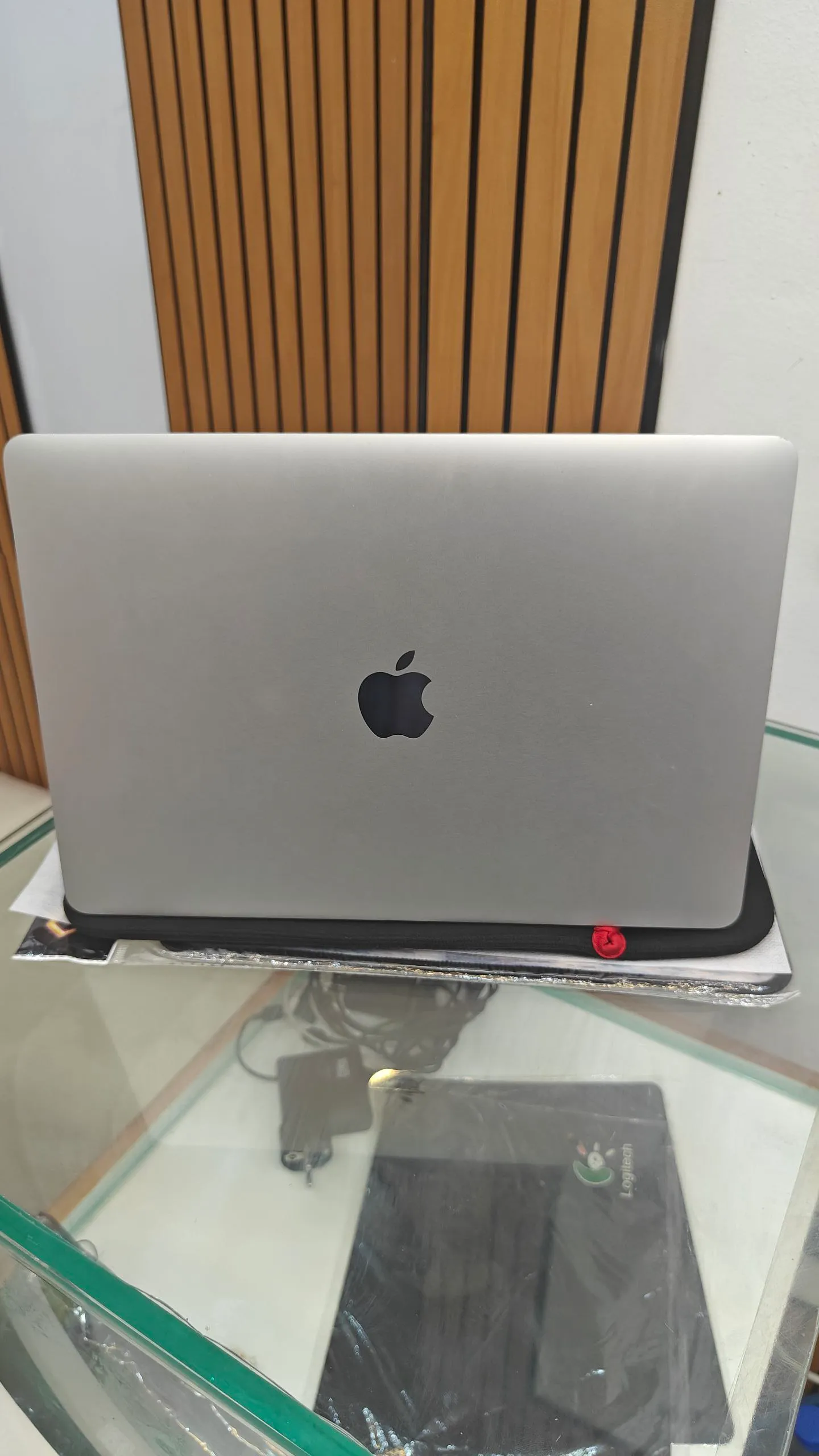 2020 MacBook Pro Core i5 13-inch – photo 4