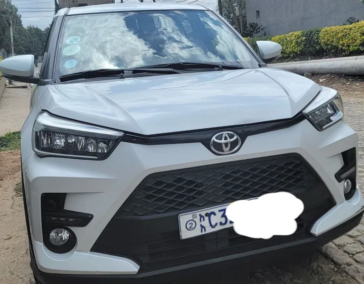 Toyota Raize 2022 Automatic Turbo – photo 4