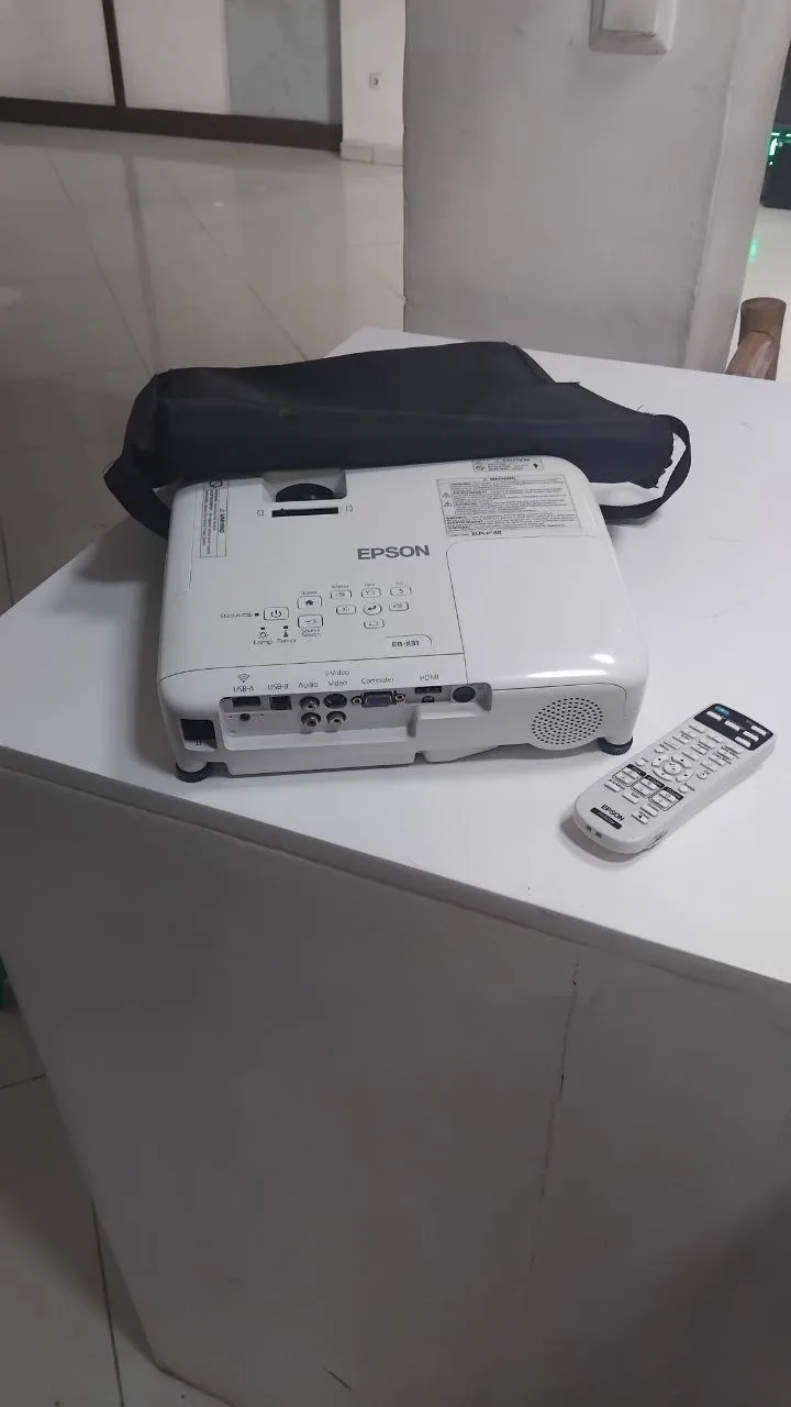 Epson CB-X31 Projector – photo 3