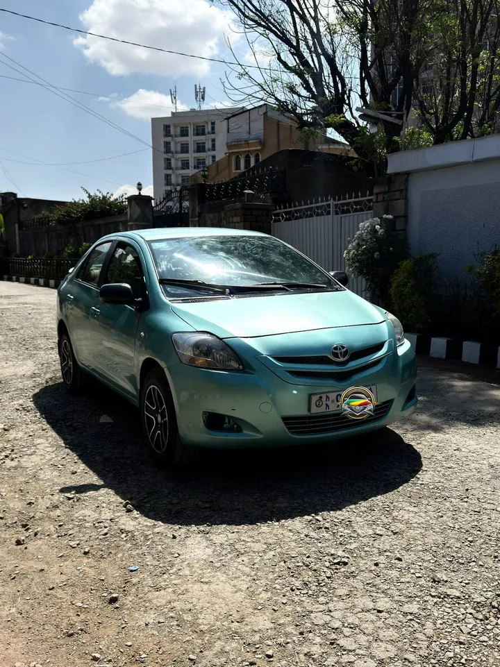 Toyota Yaris Sedan 2007 – photo 6
