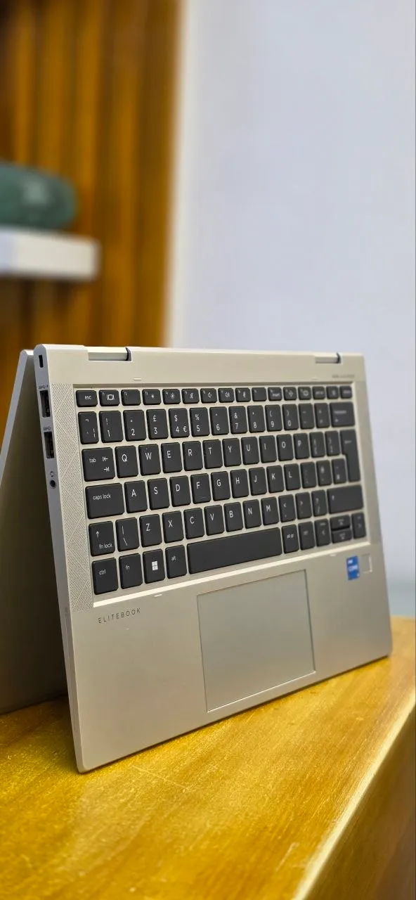 HP EliteBook x360 830 G8 – photo 6