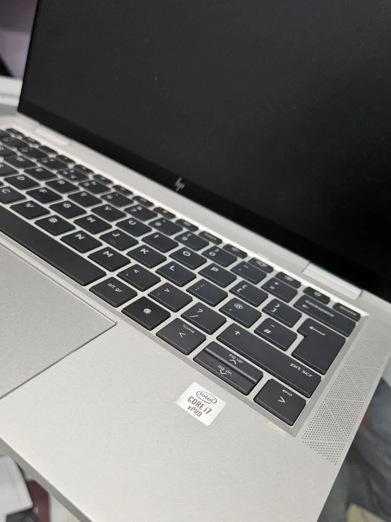 HP EliteBook 1030 G7 x360 – photo 3