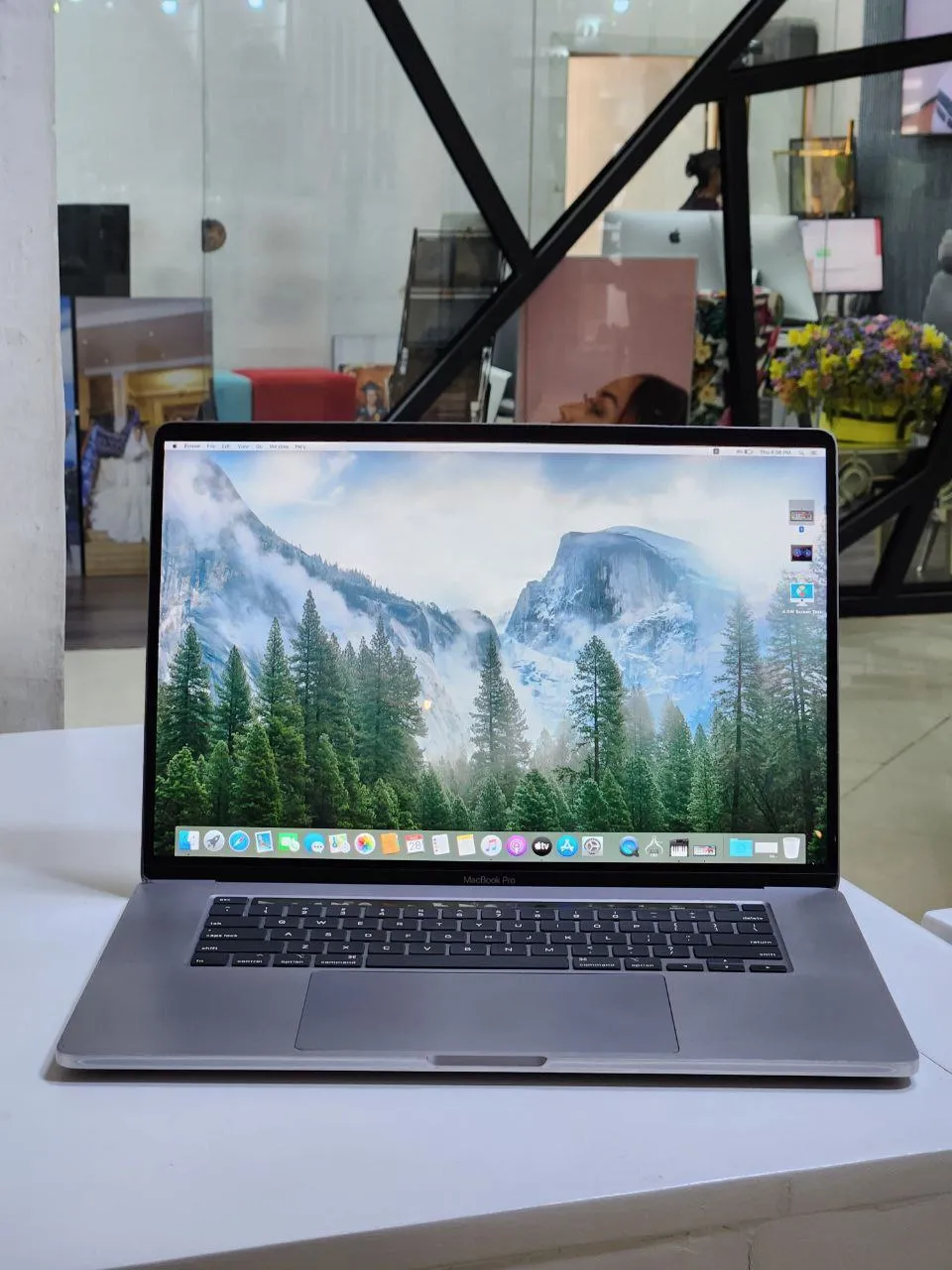 Apple MacBook Pro 2019 16-inch – photo 3