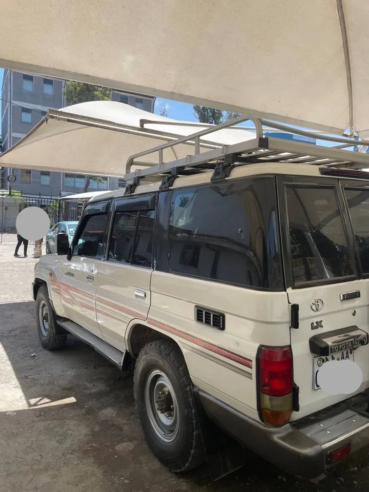 Toyota Land Cruiser 2012 – photo 7