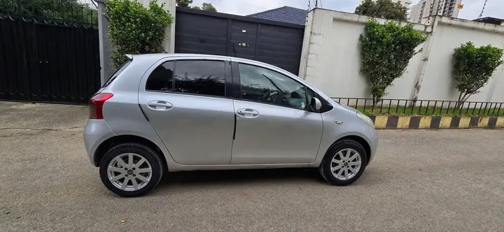 Toyota Yaris Compact 2006 Automatic – photo 7