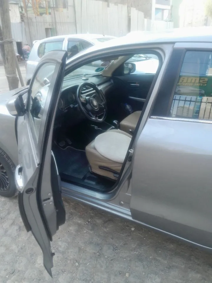 Suzuki Dzire 2021 Automatic – photo 3