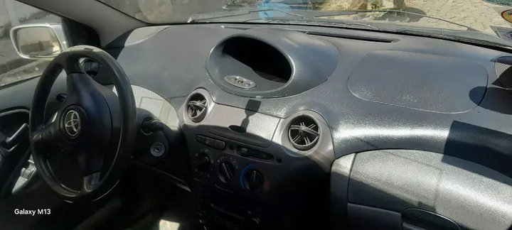 Toyota Vitz 2002 Automatic – photo 4