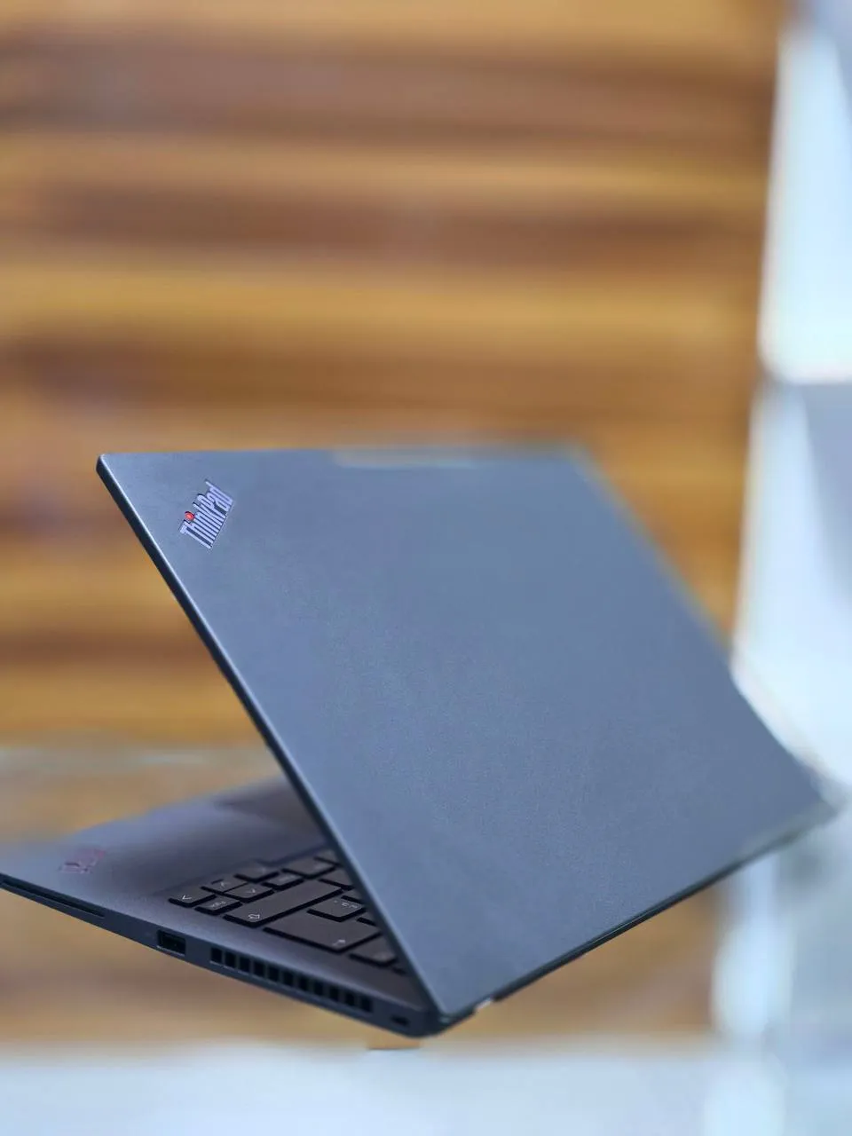 Lenovo ThinkPad T14s i5 Laptop – photo 4