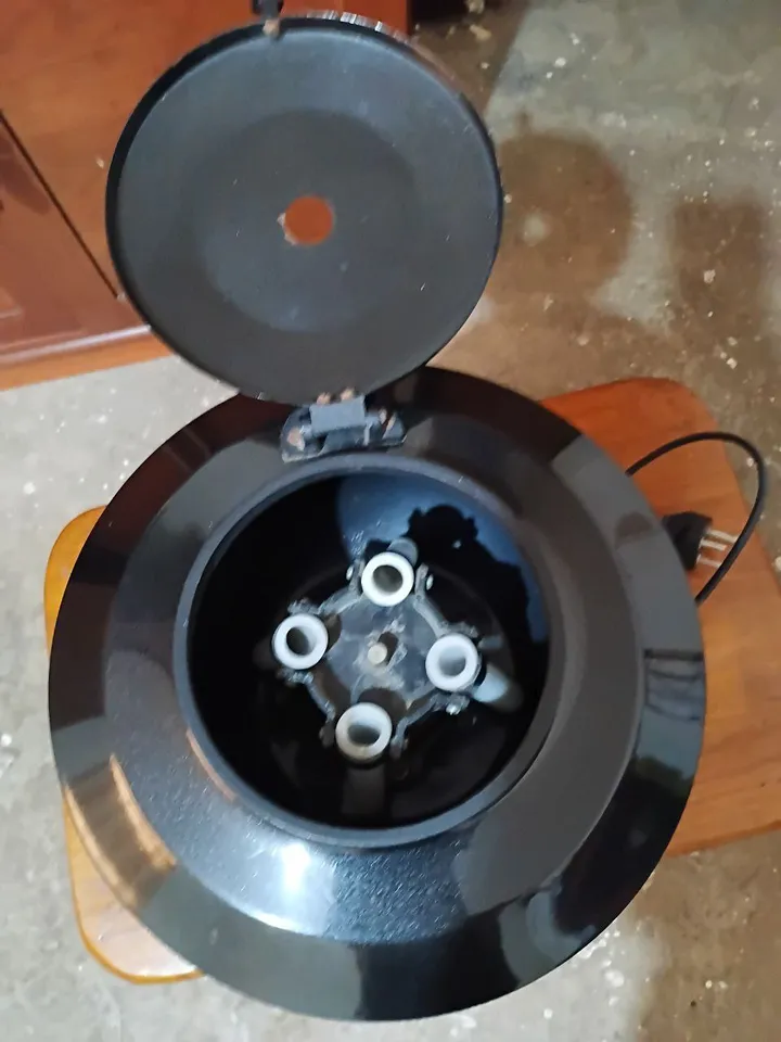 Laboratory Centrifuge and Microscope Set – photo 3