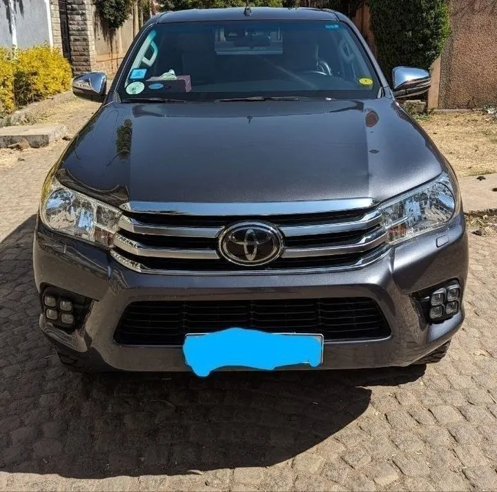 Toyota Hilux Revo 2019 – photo 4