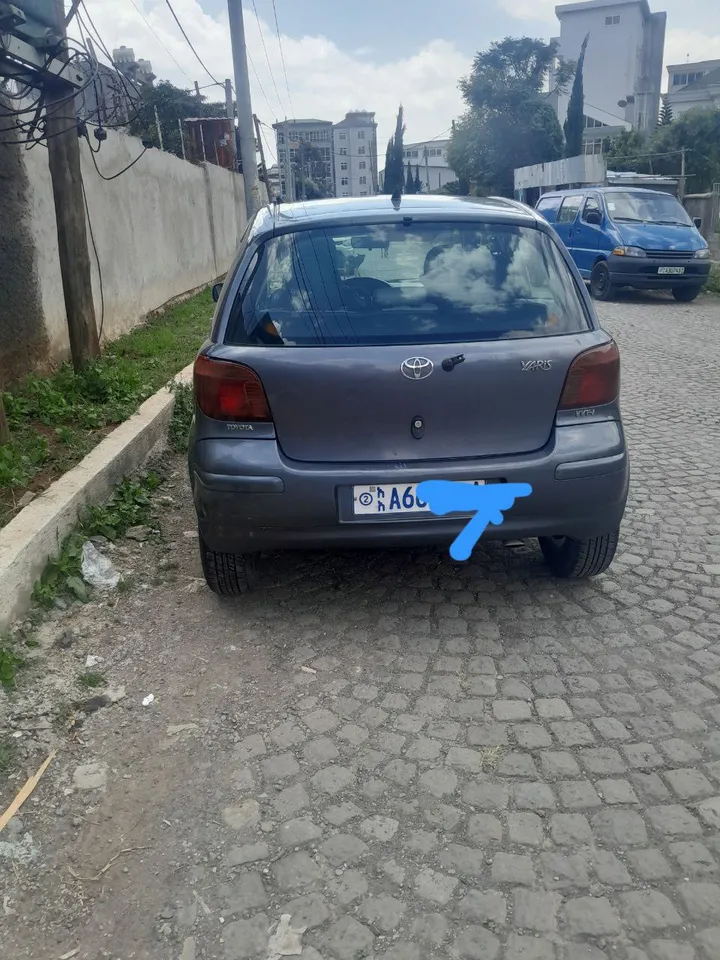 Toyota Vitz Yaris 2005 Manual – photo 8