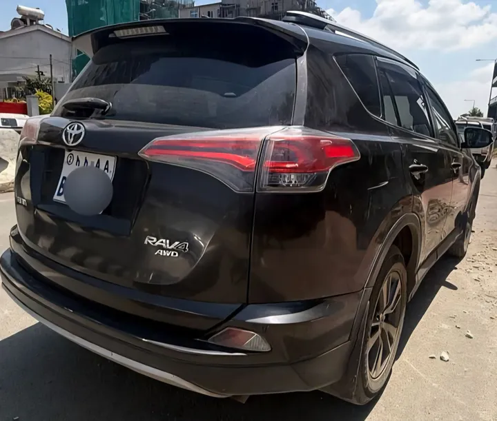 Toyota Rav4 2017 Automatic AWD – photo 3