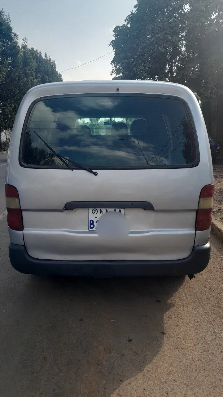 Dolphin 2LT Manual Van 1997 – photo 5