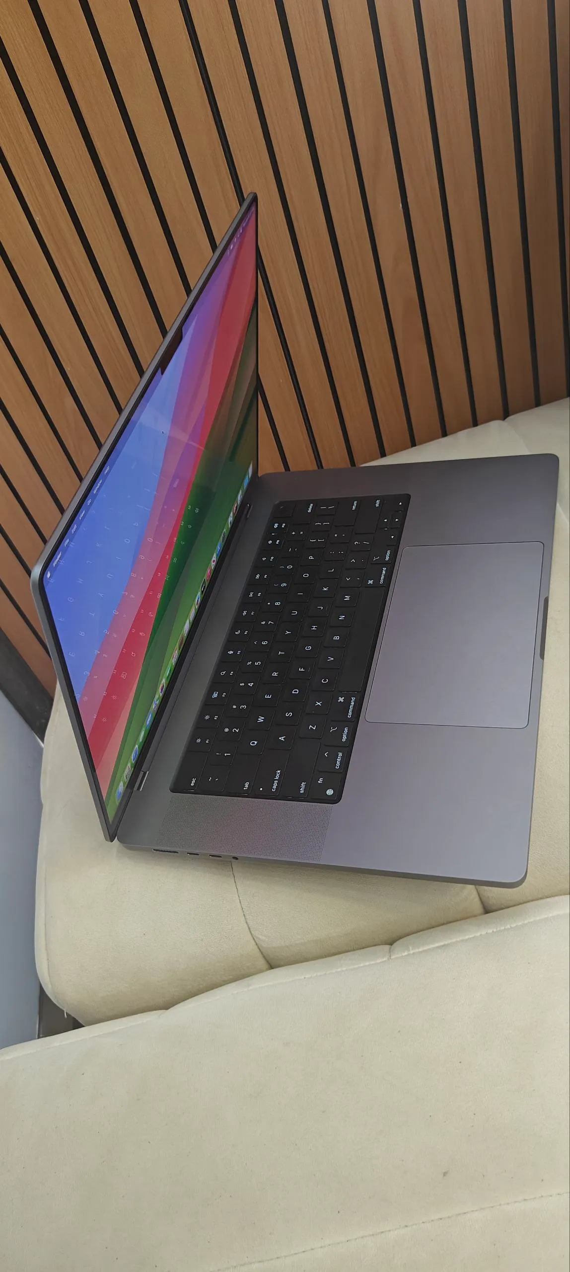 Apple MacBook Pro M1 Max 16-inch – photo 3