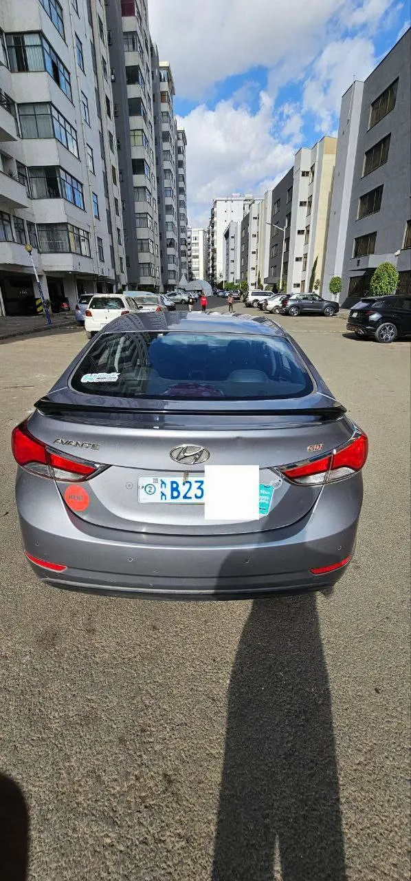 Hyundai Avanti 1.6 Automatic 2013 – photo 4