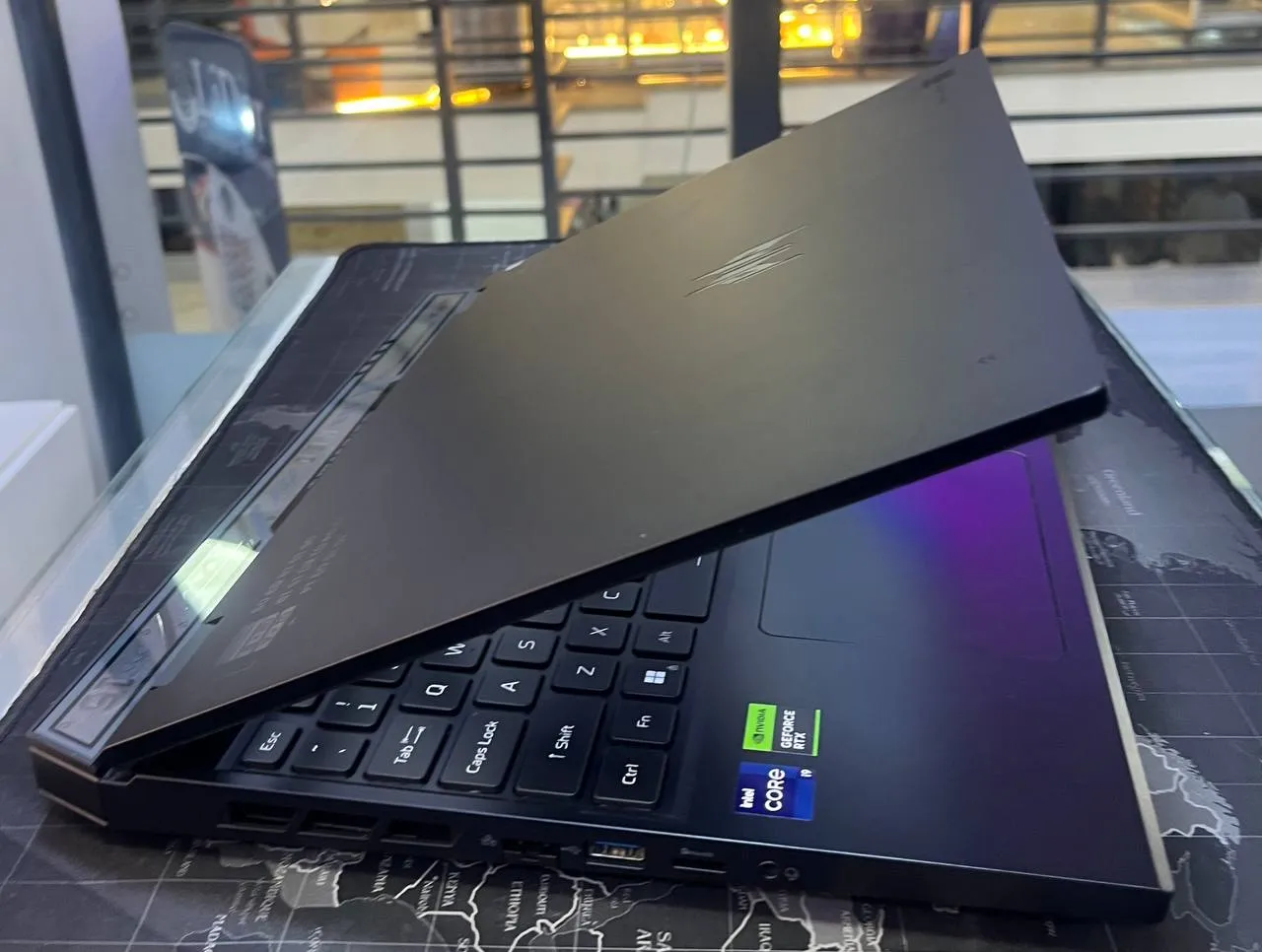 Acer Predator PHN16 Gaming Laptop – photo 4
