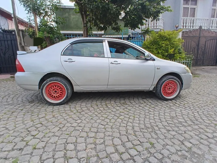 Toyota Corolla 2005 Manual – photo 3