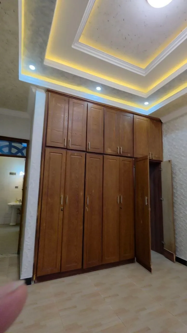 250 Sqm 5 Bedroom Villa in Ayat – photo 9