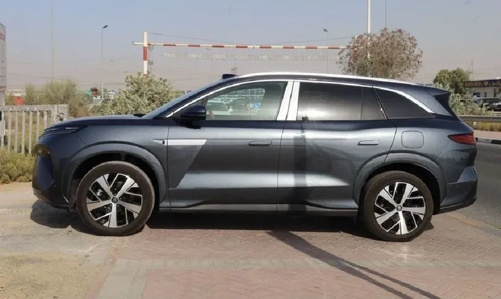 2025 BYD Tang L Exclusive SUV – photo 3