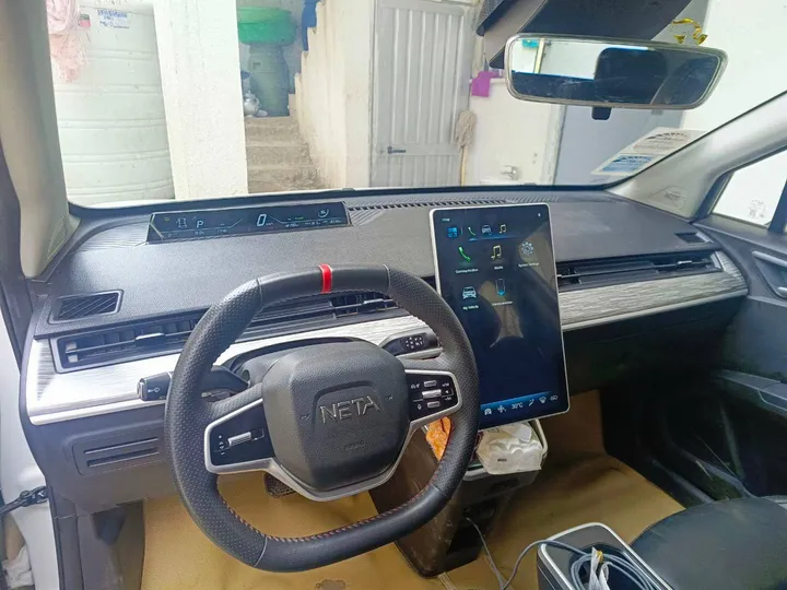 Hozon Neta Aya 2023 Electric SUV – photo 4