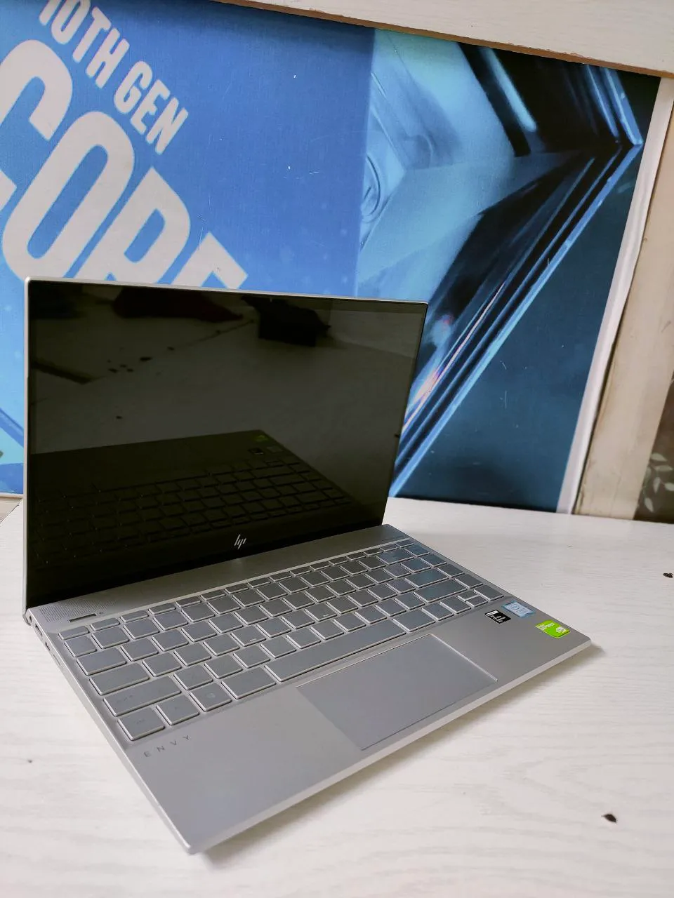 HP Envy i7 8th Gen Laptop – photo 3