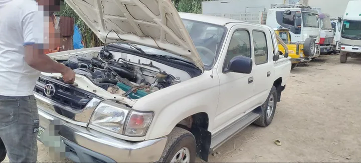 Toyota Hilux Double Cab 2002 – photo 4