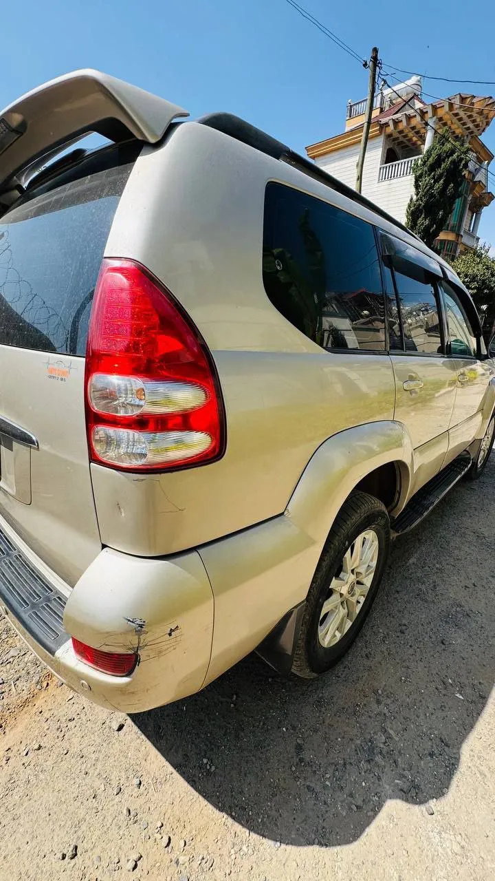 Toyota Landcruiser Prado 2009 – photo 7