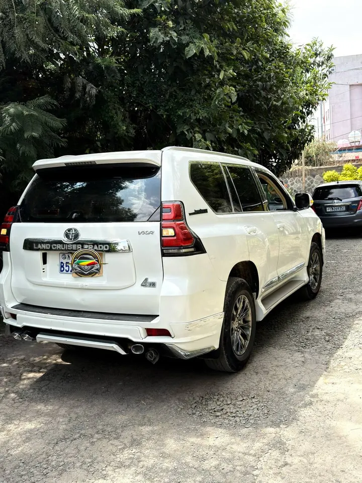 Toyota Landcruiser Prado 2014 – photo 4