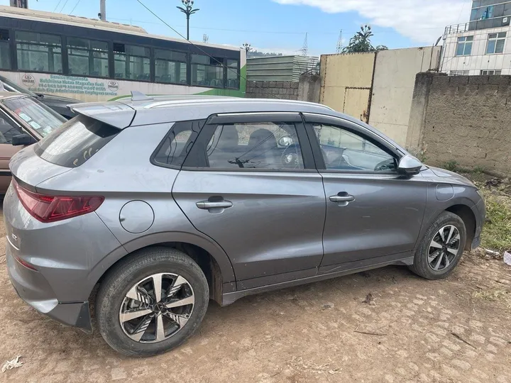 BYD e2 Flying Electric Hatchback 2025 – photo 3