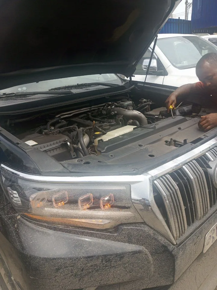 Toyota Prado 2012 Automatic – photo 4