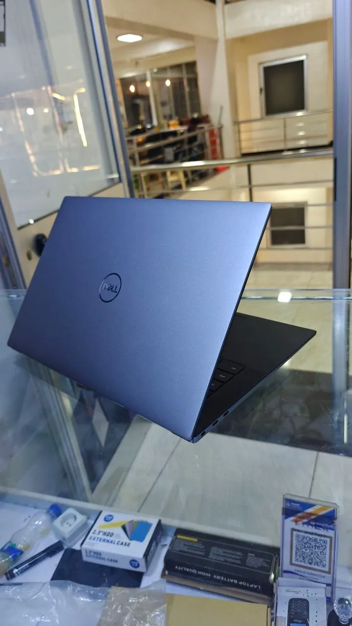 Dell Precision 5560 Workstation Laptop – photo 3