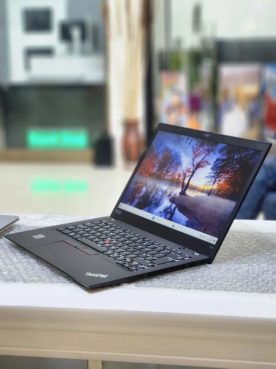 Lenovo T14s Core i5 Touchscreen Laptop – photo 4