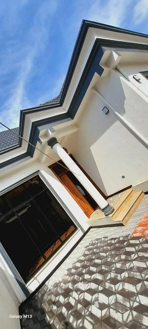 200 sqm Villa for Sale in Ayat – photo 6