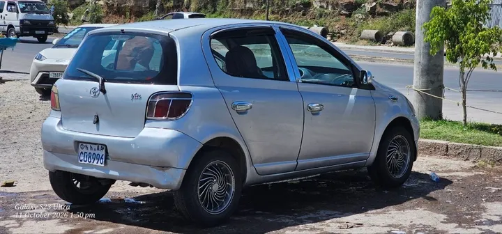 Toyota Vitz 2001 – photo 4