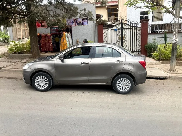 Suzuki Dezire 2022 Automatic – photo 4