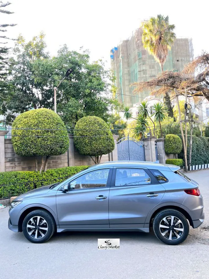 BYD E2 2024 Electric Hatchback – photo 8
