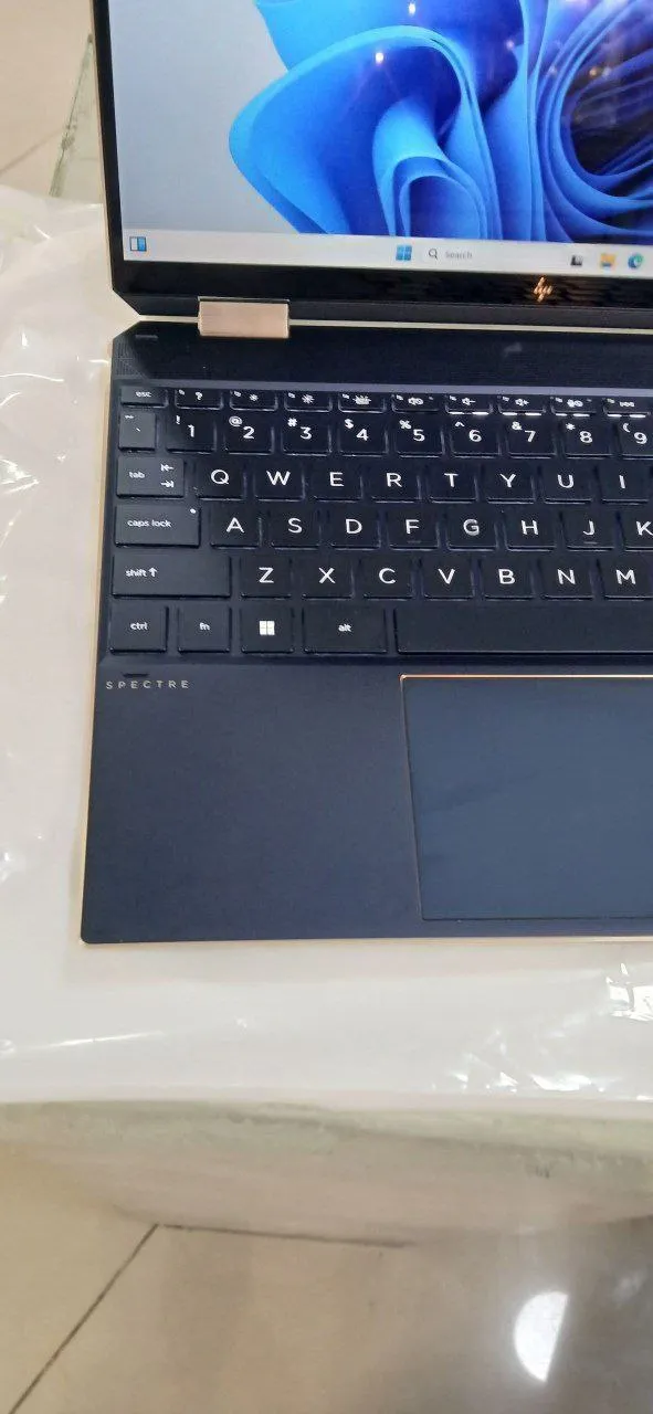 HP Spectre x360 Convertible Laptop – photo 3