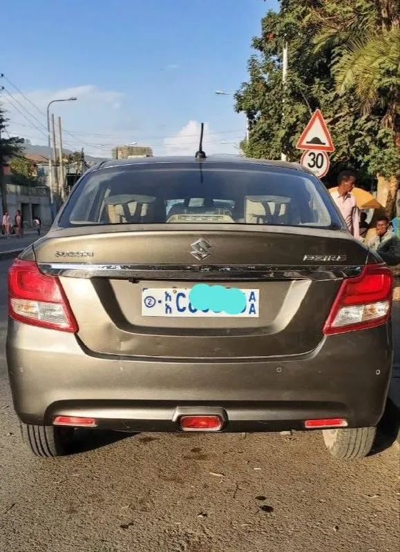 Suzuki Dzire 2021 Automatic – photo 6