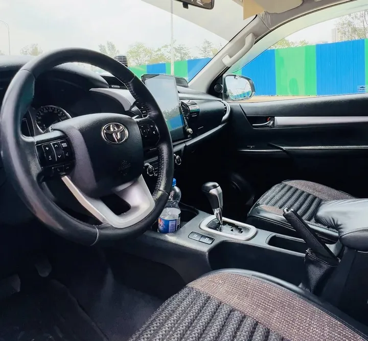 Toyota Hilux Double Cab 2022 – photo 3
