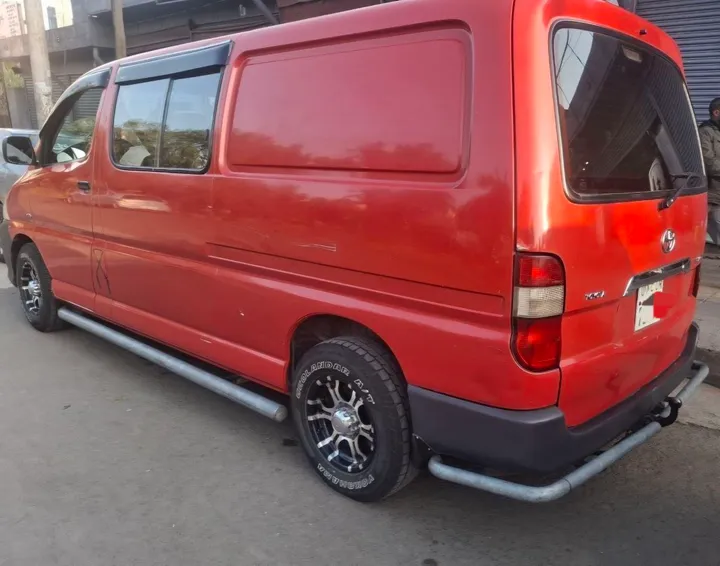 Toyota Hiace Dolphin Diesel 2011 – photo 5