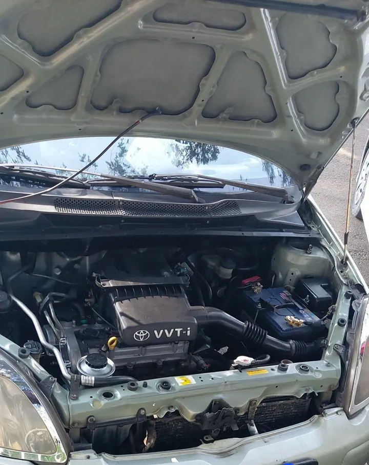 Toyota Vitz Automatic 2002 – photo 8