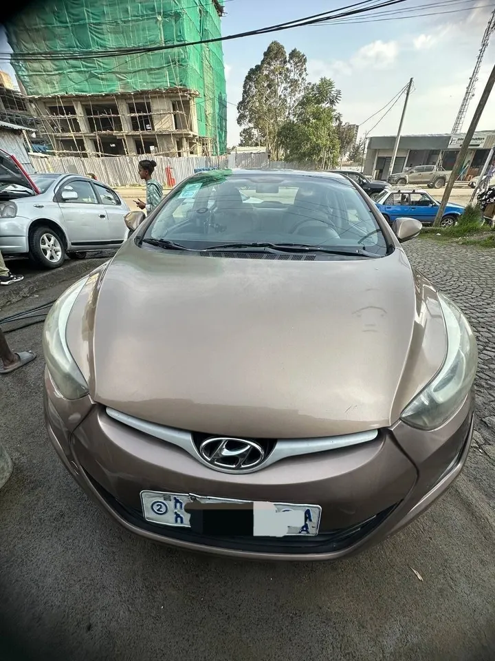 2015 Hyundai Elantra – photo 4