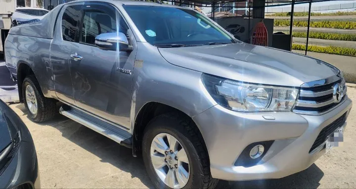 Toyota Hilux Revo King Cab 2018 – photo 4