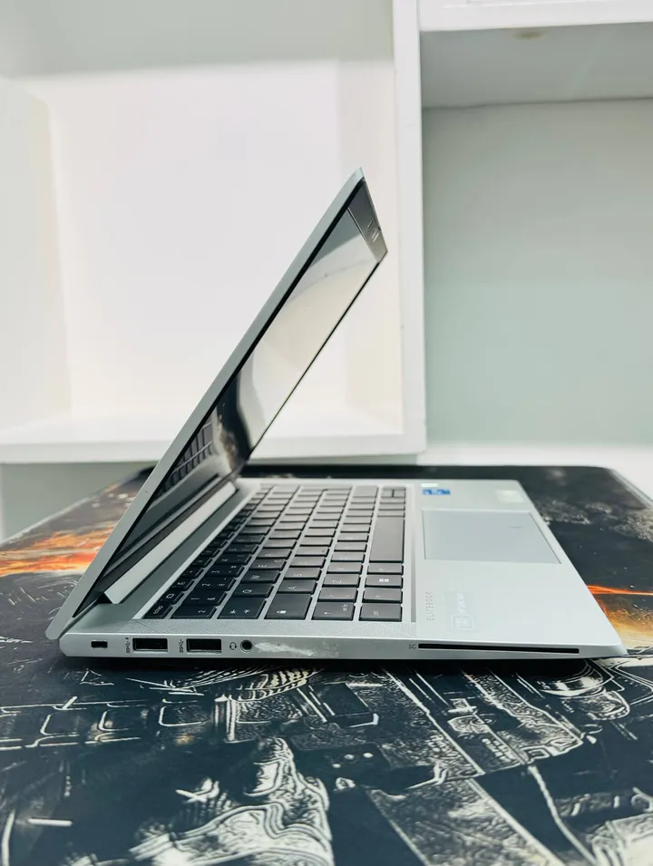 HP EliteBook 830 G8 Business Ultrabook – photo 3