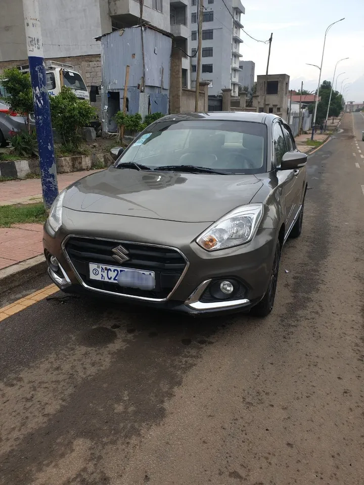 Suzuki Dzire 2022 Automatic – photo 3