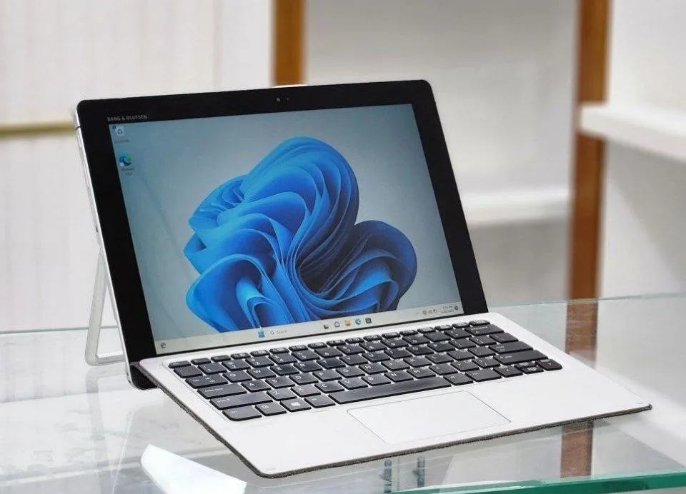 HP Elite X2 Detachable Touch Laptop – photo 5