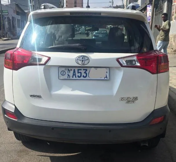Toyota Rav4 2015 – photo 4