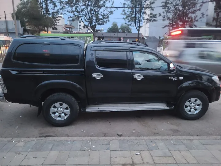 Toyota Hilux Double Cab 2010 – photo 9