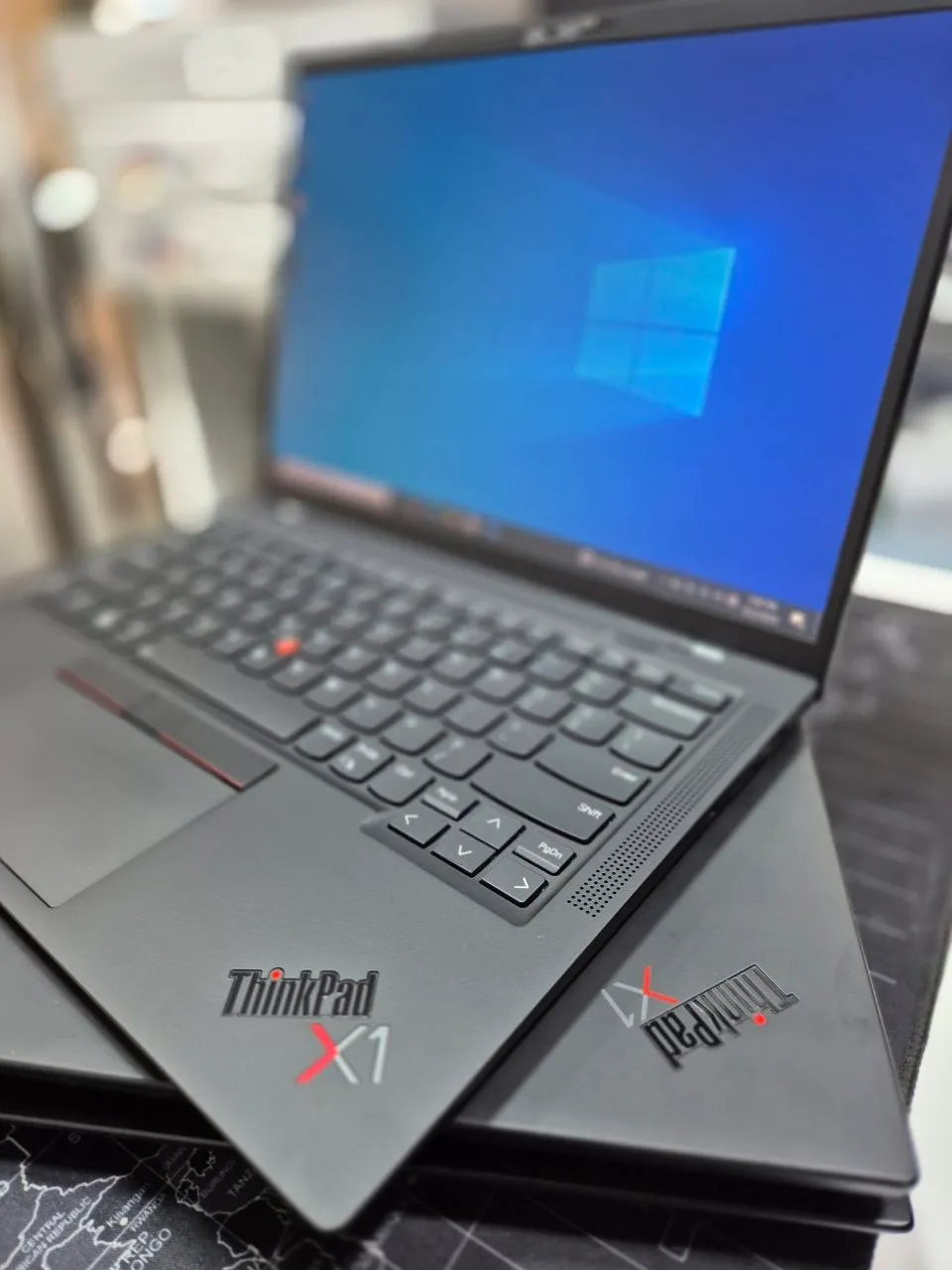 Lenovo X1 Carbon Gen 9 Laptop – photo 4