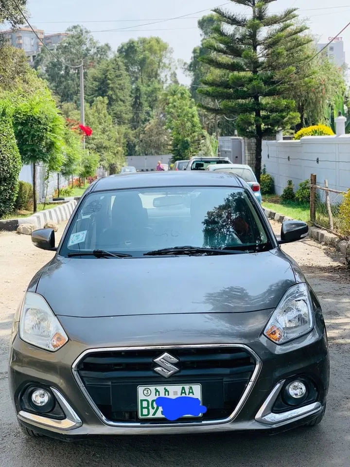 Suzuki Dzire 2021 Automatic – photo 3